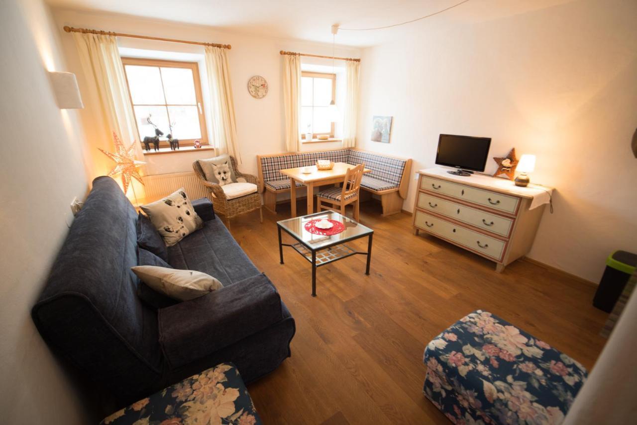 Ferienwohnung Huberhof Oberndorf in Tirol Buitenkant foto