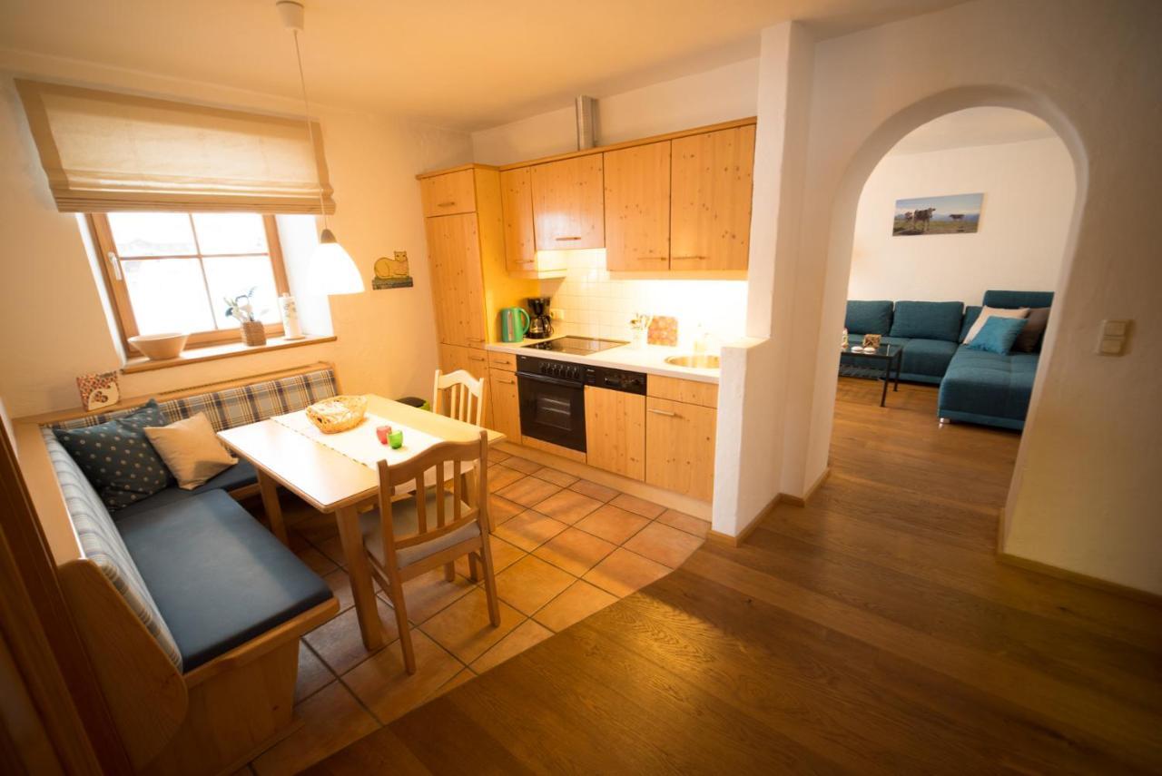 Ferienwohnung Huberhof Oberndorf in Tirol Buitenkant foto